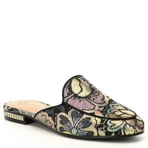 Guess Lillac2 Mules - Size 9